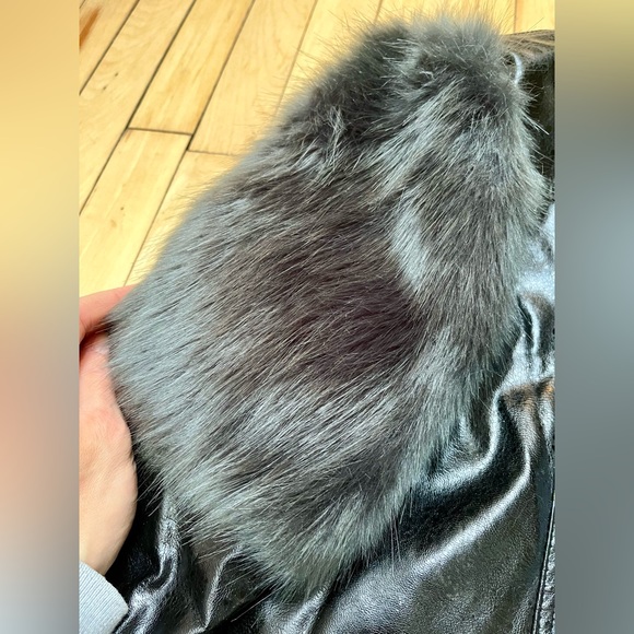 Vegan leather jacket with fur detail - Picture 6 of 6